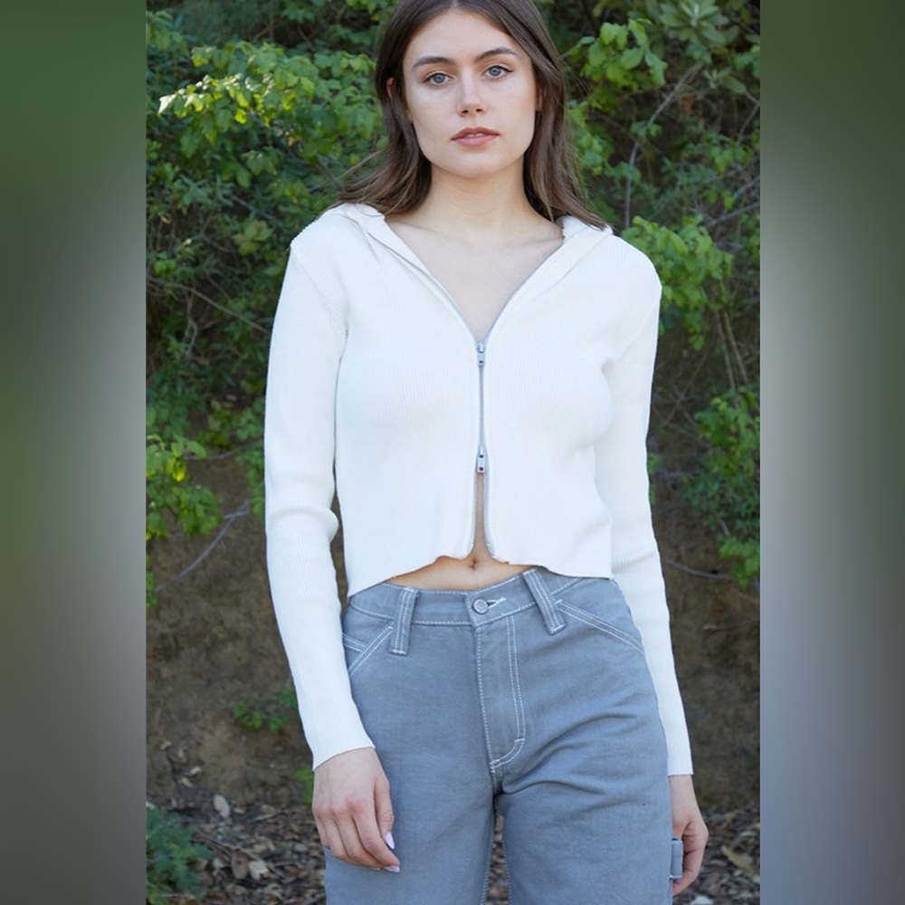 Brandy Melville White Arden Hoodie